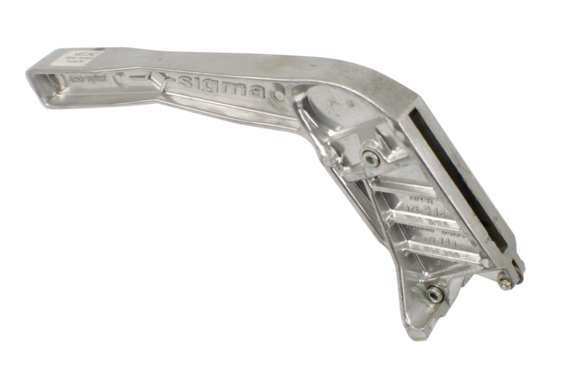 Sigma 24C Handle